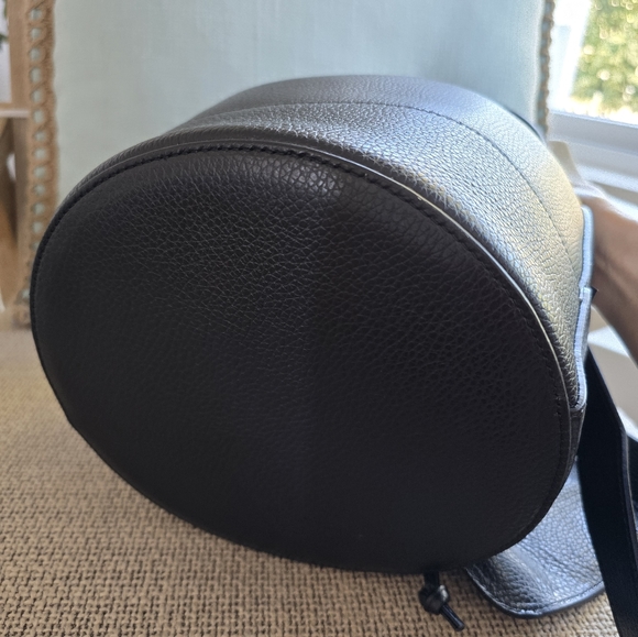 NWT Aquatalia Bucket leather bag - Picture 12 of 13